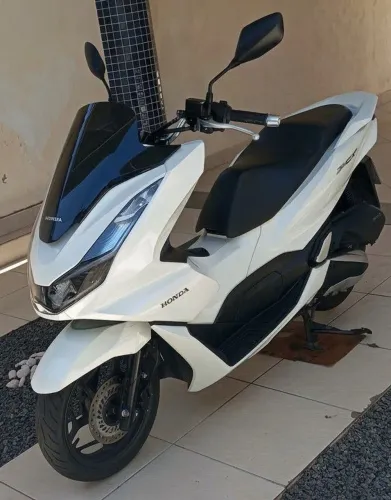 Honda PCX 160 ABS 2023 - 14.700 km - IPVA 2026 Pago - Com Chave Reserva