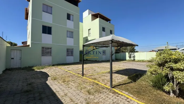 APARTAMENTO COM ÁREA PRIVATIVA PARA ALUGAR EM BETIM/MG