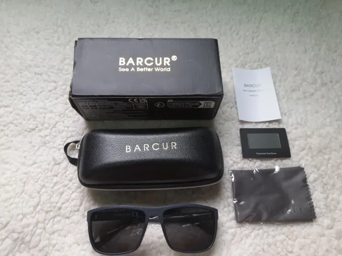 Óculos de sol masculino da marca BARCUR novo original lentes em policarbonato.