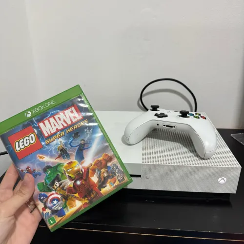 Xbox One S + controle + jogo