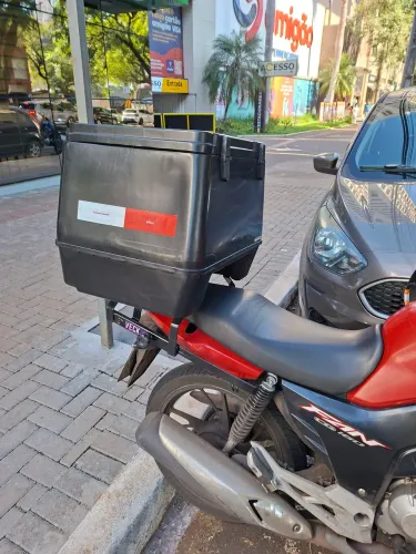 Baú 90 Litros + Suporte com Regulador