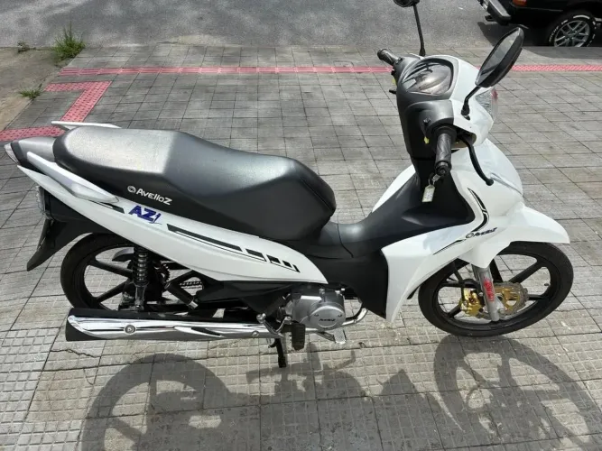 VENDO AVELLOZ ESTADO DE ZERO POUCO RODADO