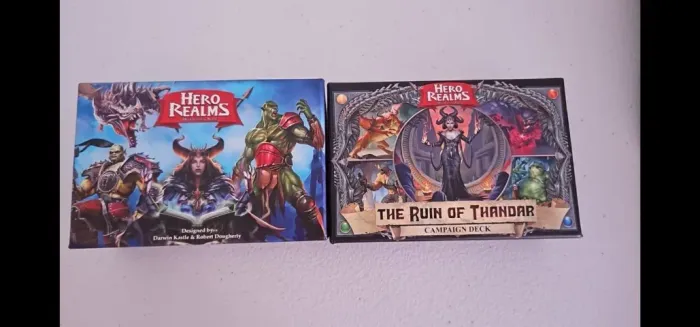 Board Game Hero Realms + 5 char pack + Ancestry + Expansão Ruin of Thandar - Jogo Tabuleir