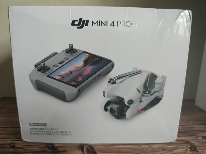 Drone DJI MINI 4 PRO versão completa com baterias estendidas de 45 min (LACRADO) OFERTA