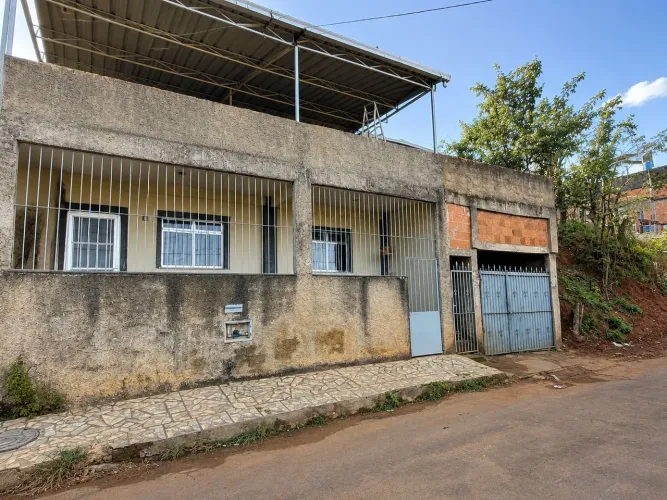 Casa + terreno frente rua