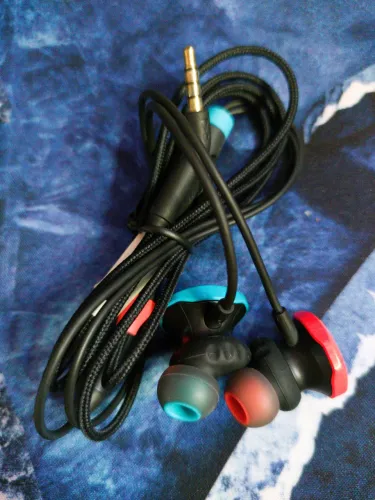 JBL Quantum 50N preto 