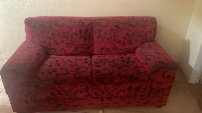 Sofá 2 lugares 