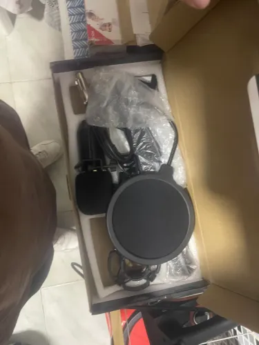 FONE DE OUVIDO + MICROFONE 110 REAIS