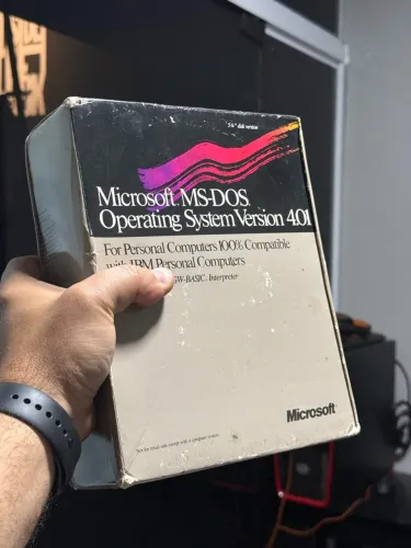 Microsoft MS-DOS 4.01 Original Vintage - Caixa de Colecionador