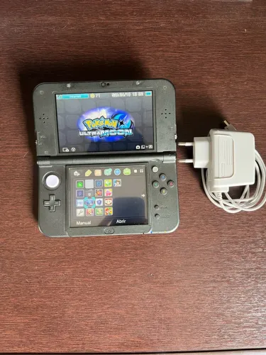 Nintendo New 3DS XL Desbloqueado + SD 64GB + Carregador