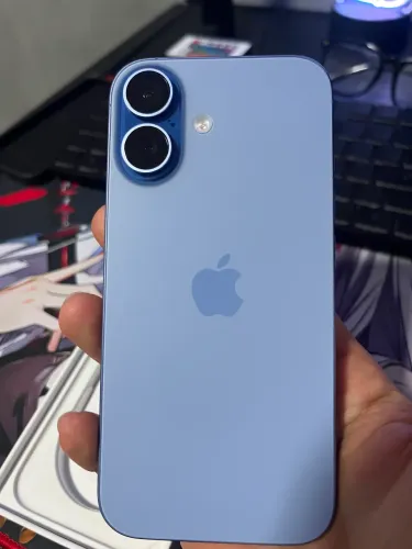     iPhone 17 Azul 256GB Impecável - Apenas 2 meses de uso