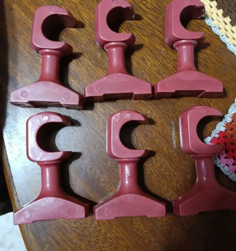 Suporte para varão.