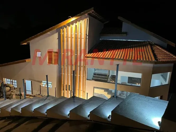 Sobrado para Venda na Serra Da Cantareira, São Paulo