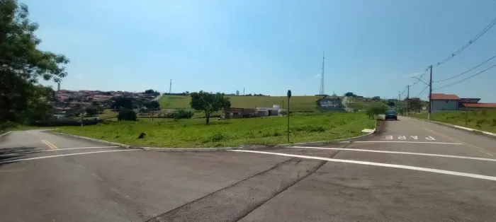 Terreno à venda de 775 m² no Campos do Conde em Taubaté SP