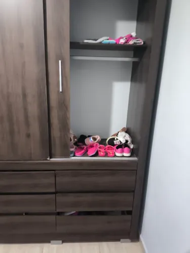 Guarda-roupa casal