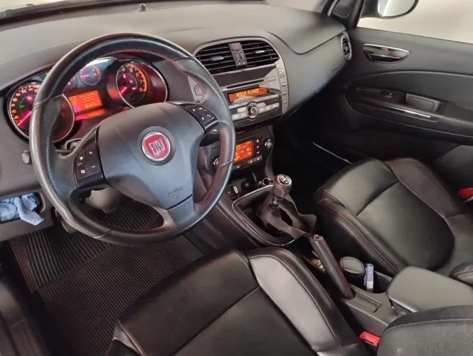 Fiat Bravo Sporting 1.8 Flex 16V 5P 2013