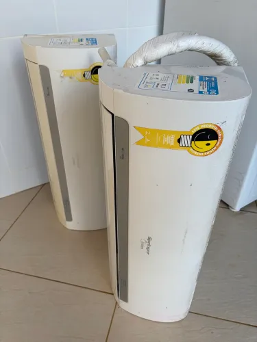 2 evaporadoras Midea 9000 Btu