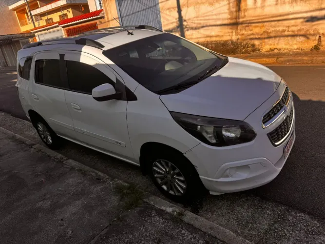 Chevrolet Spin LT 1.8 8V Econo.flex 5P Mec. 2016
