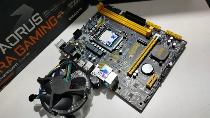 Kit I3-8100T + Placa Revenger + Cooler intel 