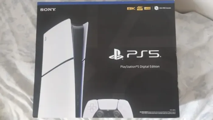 Playstation 5 Slim com 1 Controle na Caixa (Semi-novo)