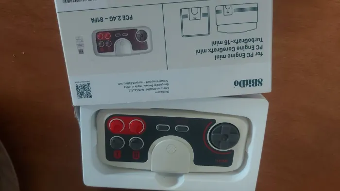 Controle 8bitdo PC Engine 2.4ghz