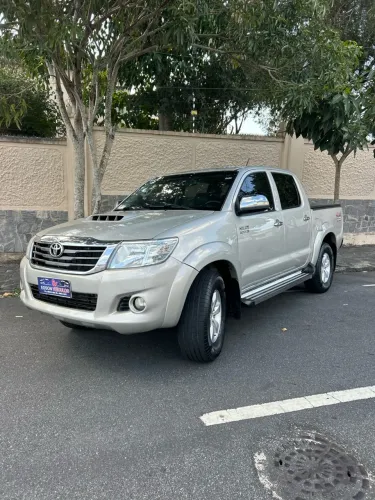 Toyota Hilux CD SRV D4-d 4X4 3.0 TDI Diesel AUT 2015