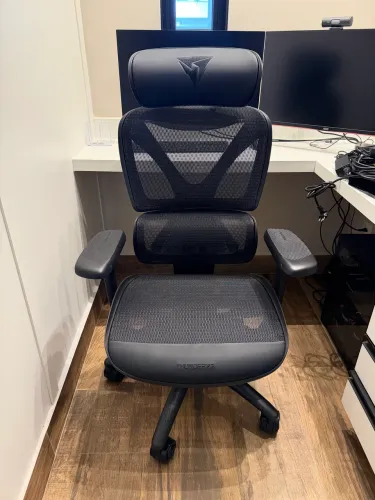 Cadeira Ergonômica De Escritório Thunderx3 Xtc Mesh Preta