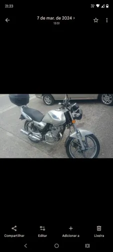 Vendo moto yes com pneu novos em ótimo estado