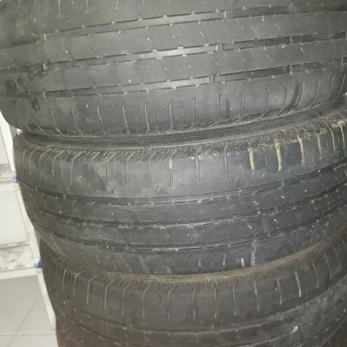 Pneus semi novos