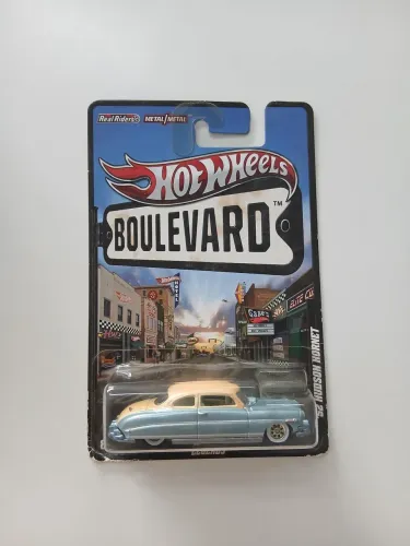 Hot Wheels 52 Hudson Hornet Boulevard