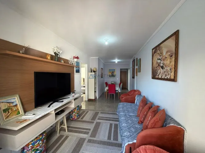 Apartamento à venda em Praia Grande no canto do Forte a 100m da praia