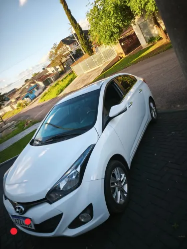Hyundai HB20S Premium 1.6 Flex 16V Aut. 4P 2015