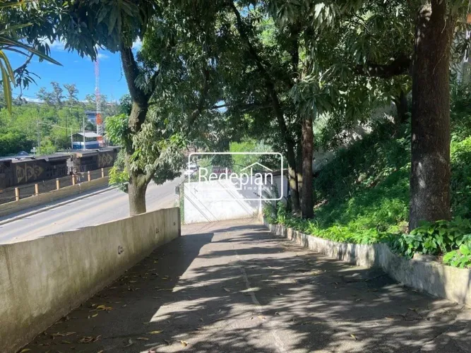 Excelente Oportunidade Comercial entre Barra Mansa e Volta Redonda - Negócio em Pleno Func