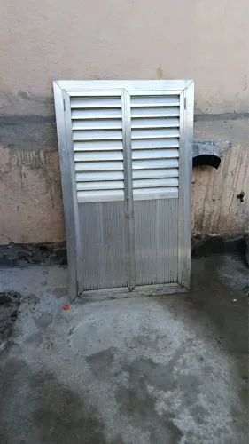 Portão de alumínio