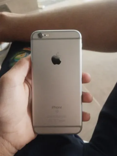 iPhone 6s em boas condições