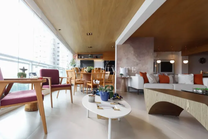 Condomínio Bosque Jequitibá, Jardim das Perdizes/ 202m²/ 3 Suítes/ 3 Vagas/ Mobiliado.