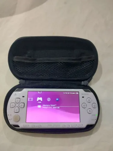 PSP 2000 edição rara lá vender purple