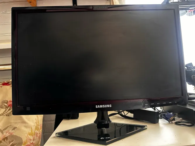 Monitor Samsung 22 S22C300F - Funcionando - R$ 300