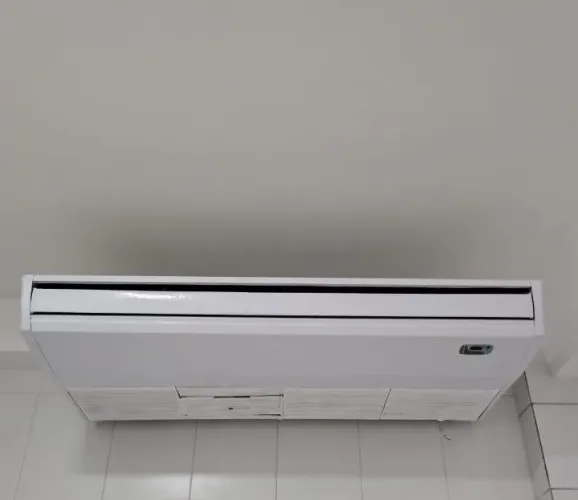 Ar condicionado piso teto 36000btus