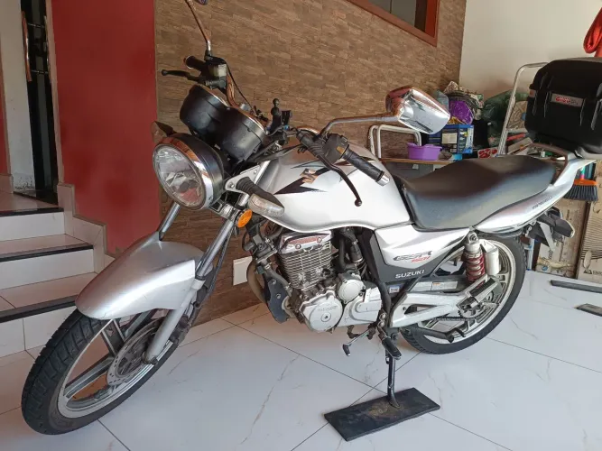 Moto Extremamente Boa!!!