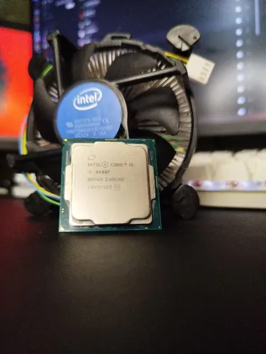 Intel i5-9400F
