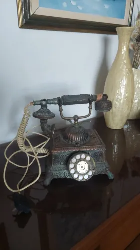 Telefone antigo 