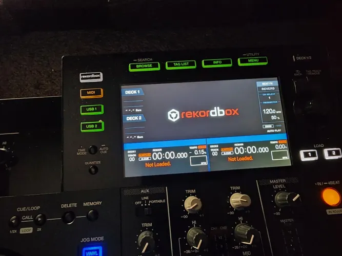 Controladora Pioneer XDJ RR