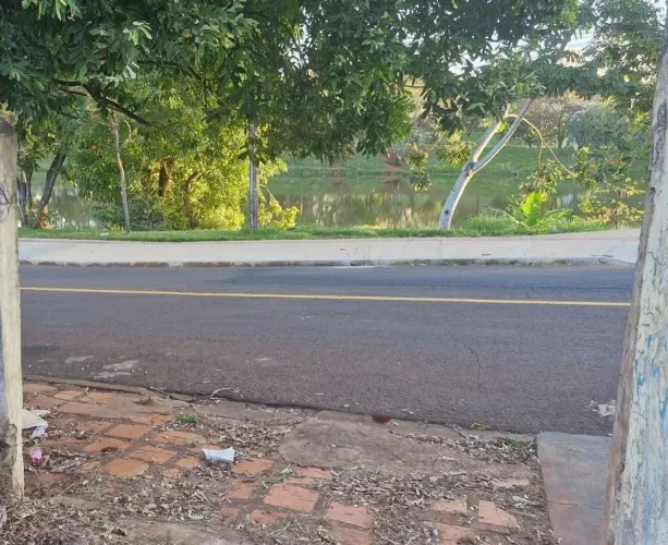 Terreno à venda vista para o lago, R$ 360.000, 250m², Jardim Presidente, Londrina, PR