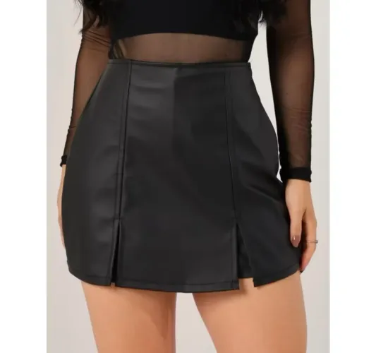 Short saia couro