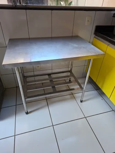 MESA BALCÃO INOX 1,20X0,70