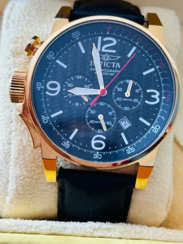 Relógio invicta 100 por cento original R$950