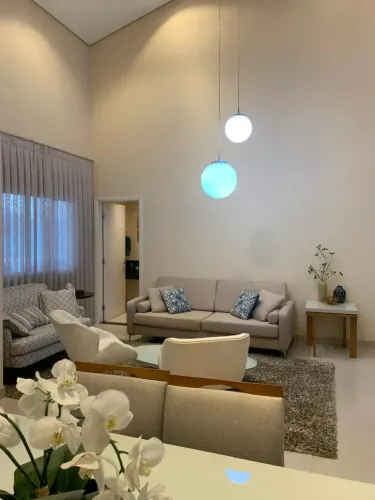 Casa de 5 Quartos no Vista Verde com Academia Privativa e Cinema