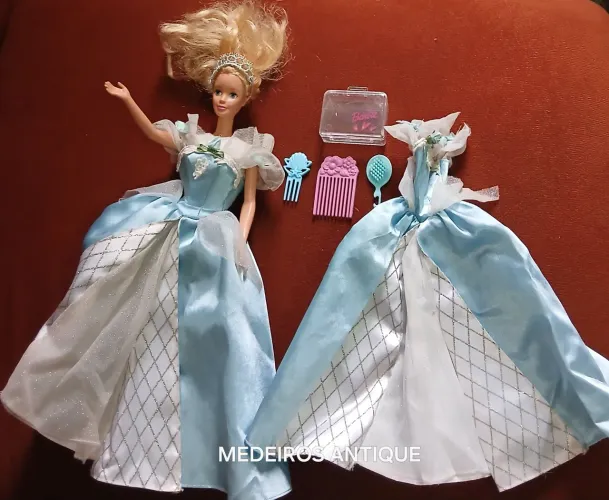 Boneca barbie bela adormecida, 1998 mattel.