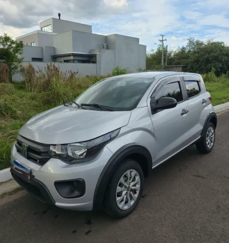 Fiat Mobi Like 1.0 Fire Flex 5P. 2022